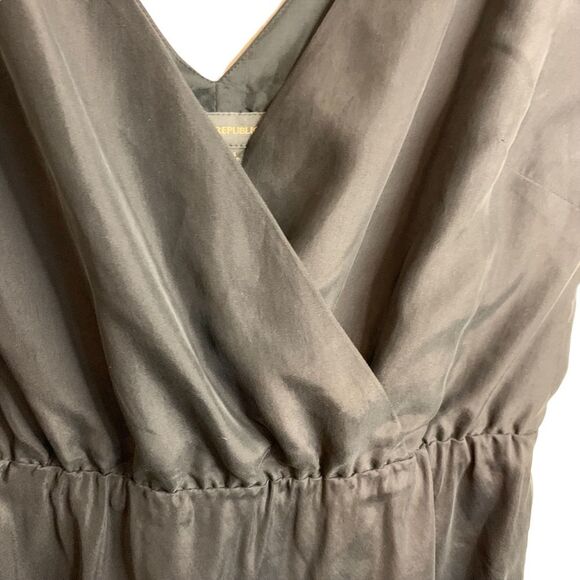 Banana Republic Black Silk Dress V-Neck Empire Waist Cocktail Dress Size 8 - Picture 7 of 11